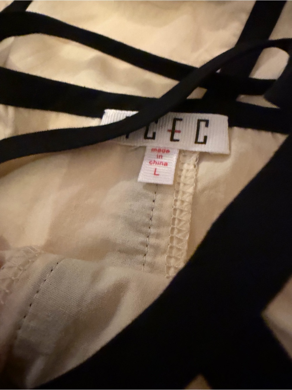 TCEC Cream and Black Scalloped Trim Two Piece Set - Picture 4 of 4